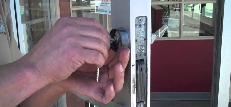 commercial door lock repair Quartz Hill